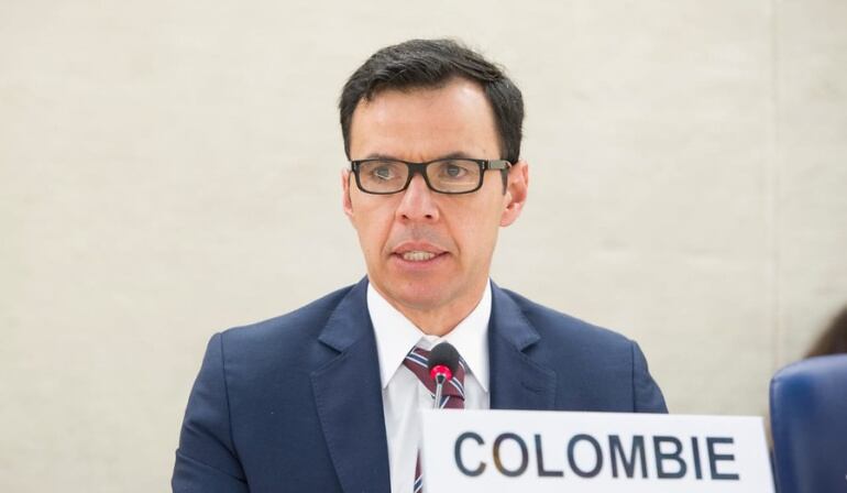 Guillermo Rivera ministro del Interior