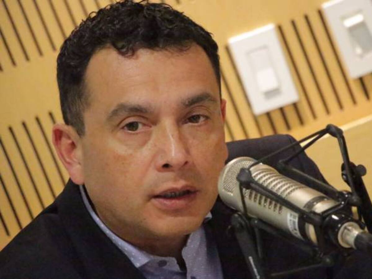 Centro educativo tiene que velar por medidas justas: Libreros