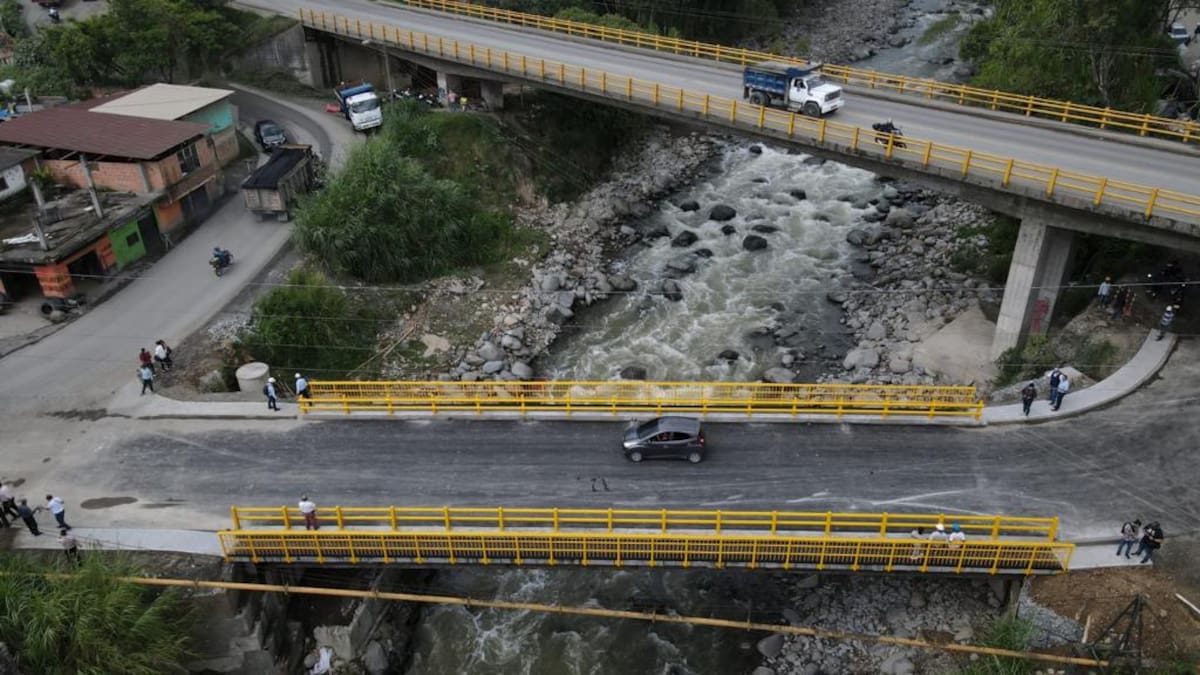 Fue inaugurado el Puente Curtiembres, obra que mejora el tránsito entre Pereira y Marsella