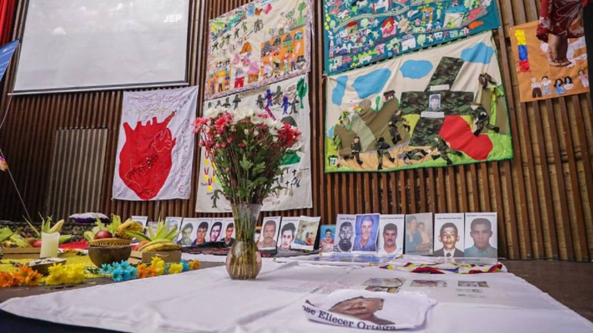 Madre de Soacha sigue pidiendo verdad de 'la cabeza mayor': habló de Uribe