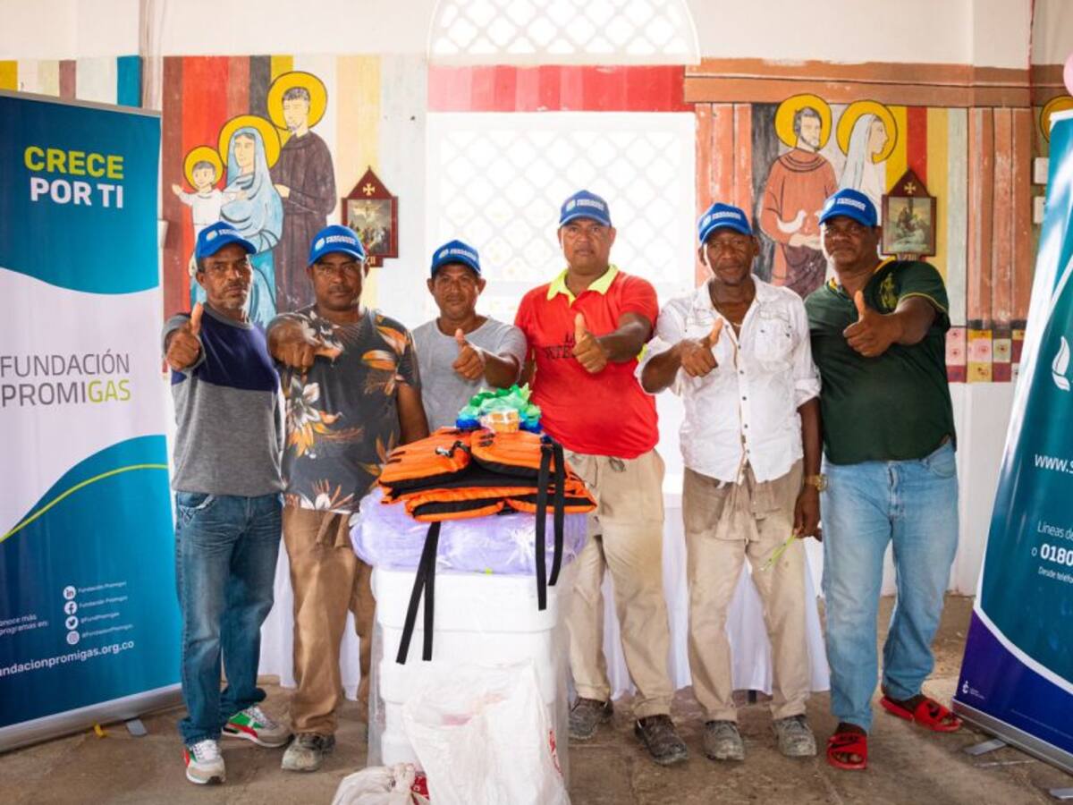 Surtigas y su fundación entregan activos para incrementar productividad