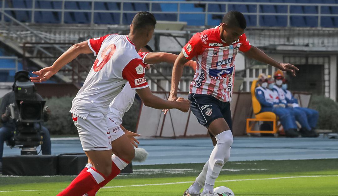 Partido entre Junior y Santa Fe por la ida de los cuartos de final de la Liga Colombiana