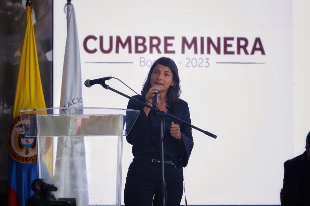 Irene Vélez, ministra de minas y energía