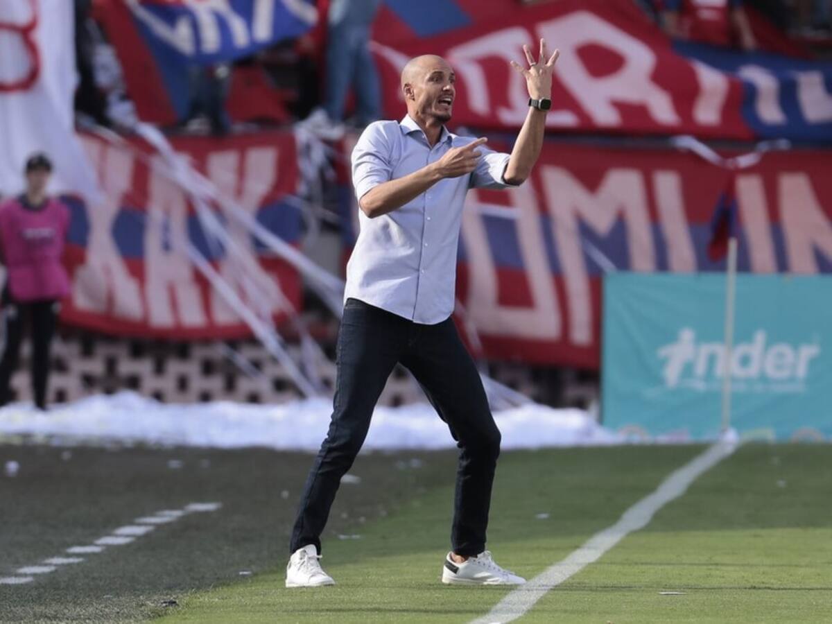 David González deja de ser el entrenador de Independiente Medellín