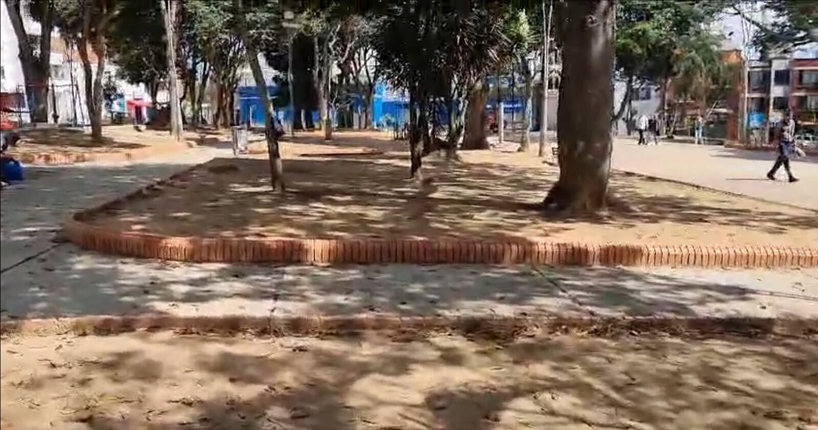 Alcaldía de Bucaramanga inició intervención en 11 parques. Foto: Caracol Radio. 