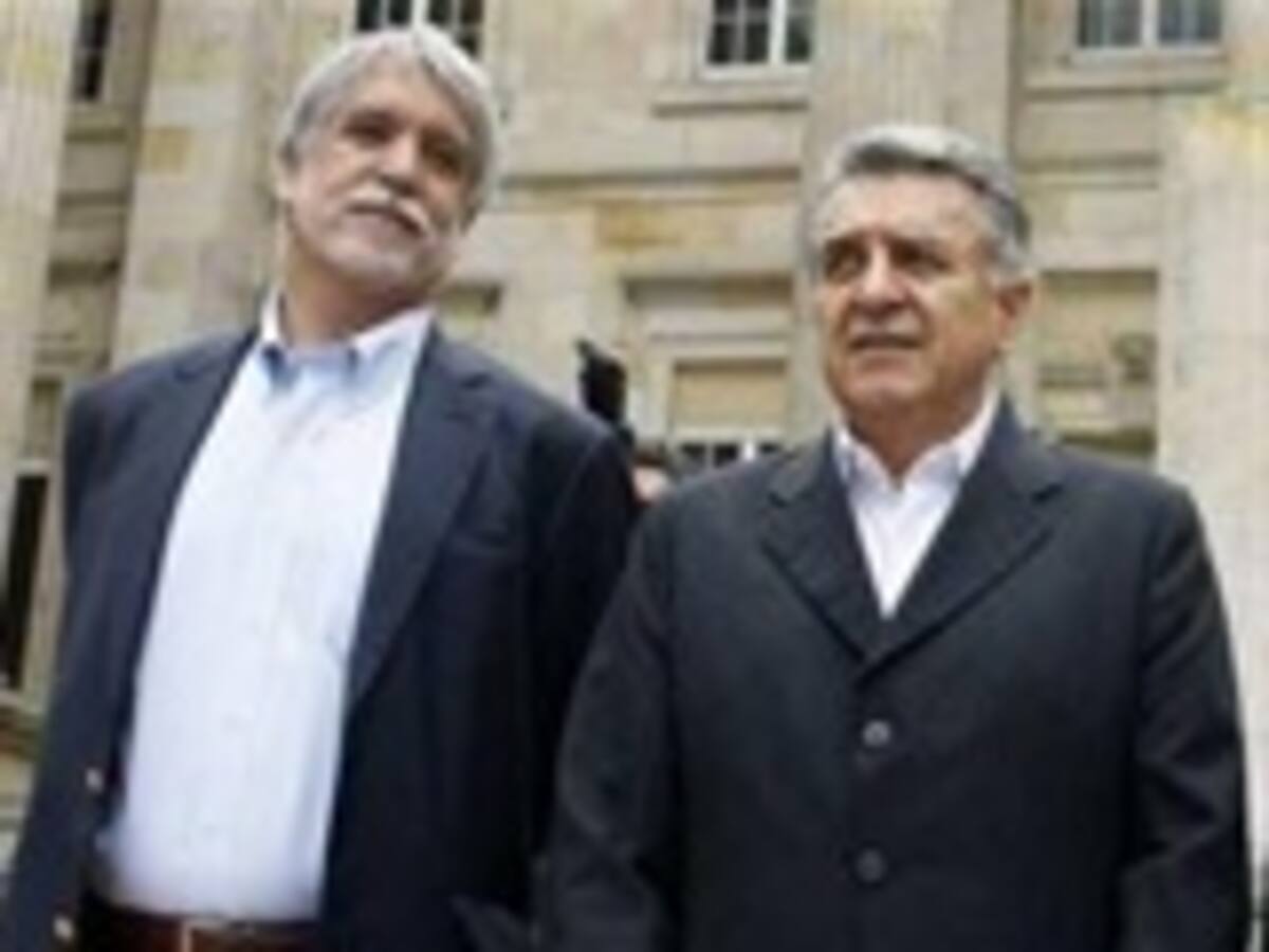 Garzón y Peñalosa cuestionan decreto que revive autonomía presupuestal para alcaldes locales