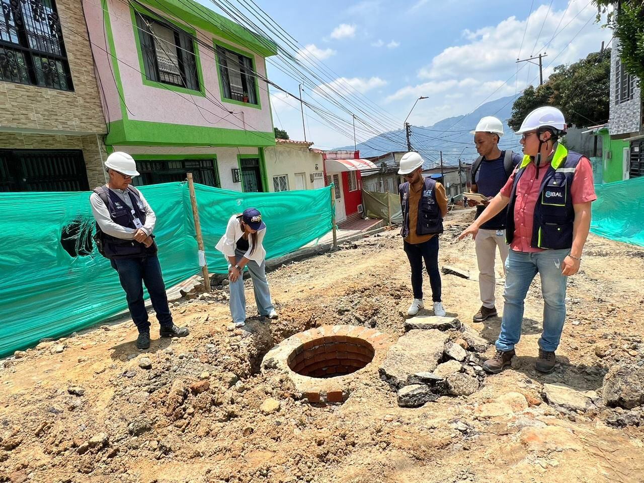 Obras de renovación de redes de acueducto y alcantarillado en Ibagué