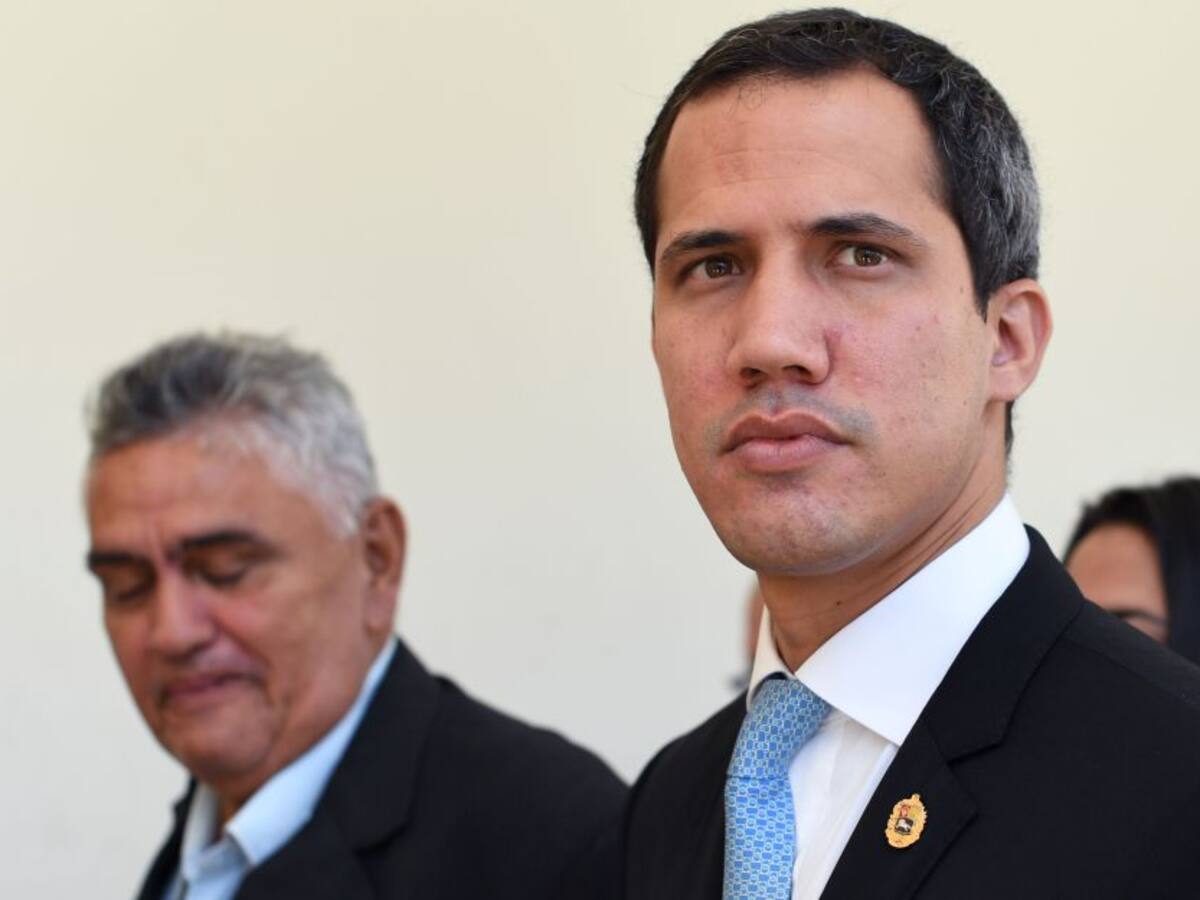 Gobierno de Argentina retiró credenciales a embajadora de Guaidó