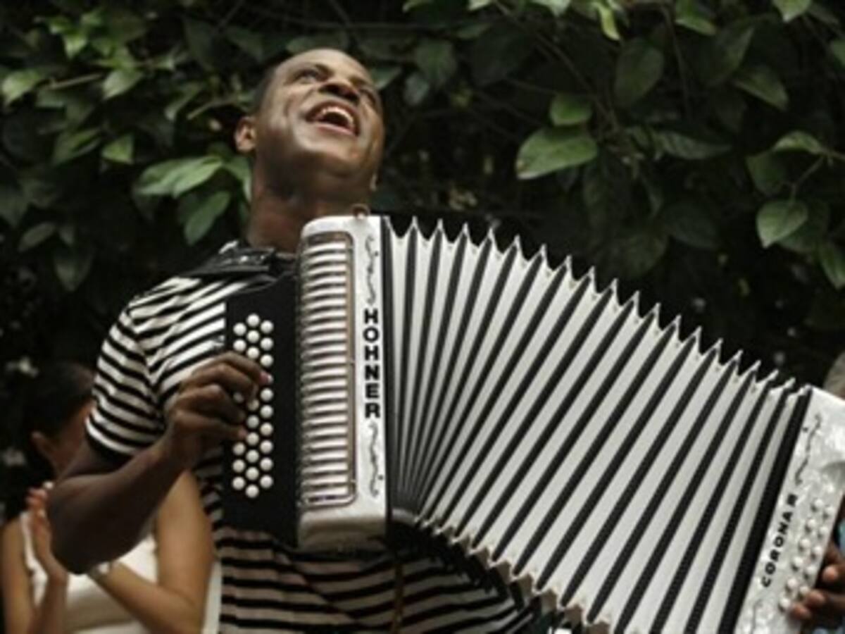 La paz debe ser al ritmo de vallenato: presidente Santos en Valledupar