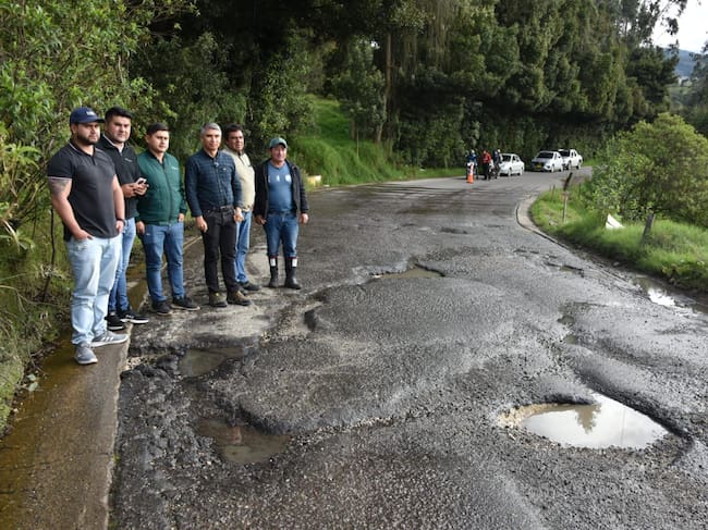 El corredor presenta más de 50 puntos críticos que afectan la movilidad y ponen en riesgo a los usuarios