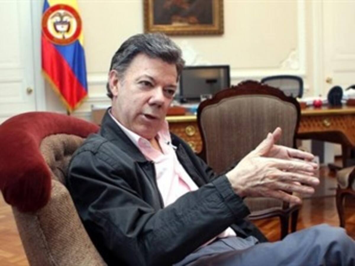 Presidente Santos asegura que busqueda de la paz no será "A cualquier precio": El País