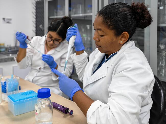 Unicartagena renueva Acreditación Internacional del programa de Química Farmacéutica
