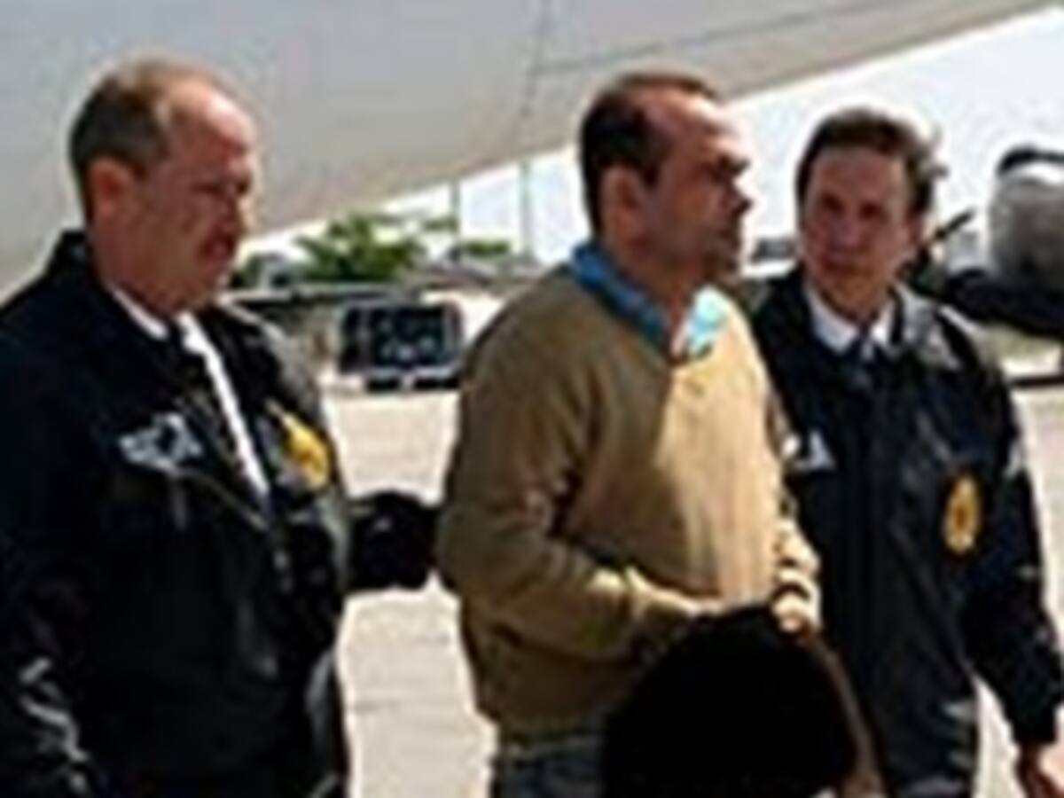 Mancuso propone reunión con ex-jefes de las AUC para reactivar proceso de justicia y reparación