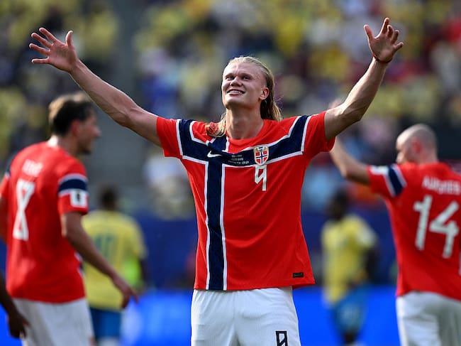 EAST RUTHERFORD, NEW JERSEY - JULY 05: Erling Haaland of Norway celebrates his goal during the FIFA World Cup 2026 Round Of 16 match between Brazil and Norway at New York New Jersey Stadium on July 05, 2026 in East Rutherford, New Jersey. (Photo by Image Photo Agency/Getty Images)