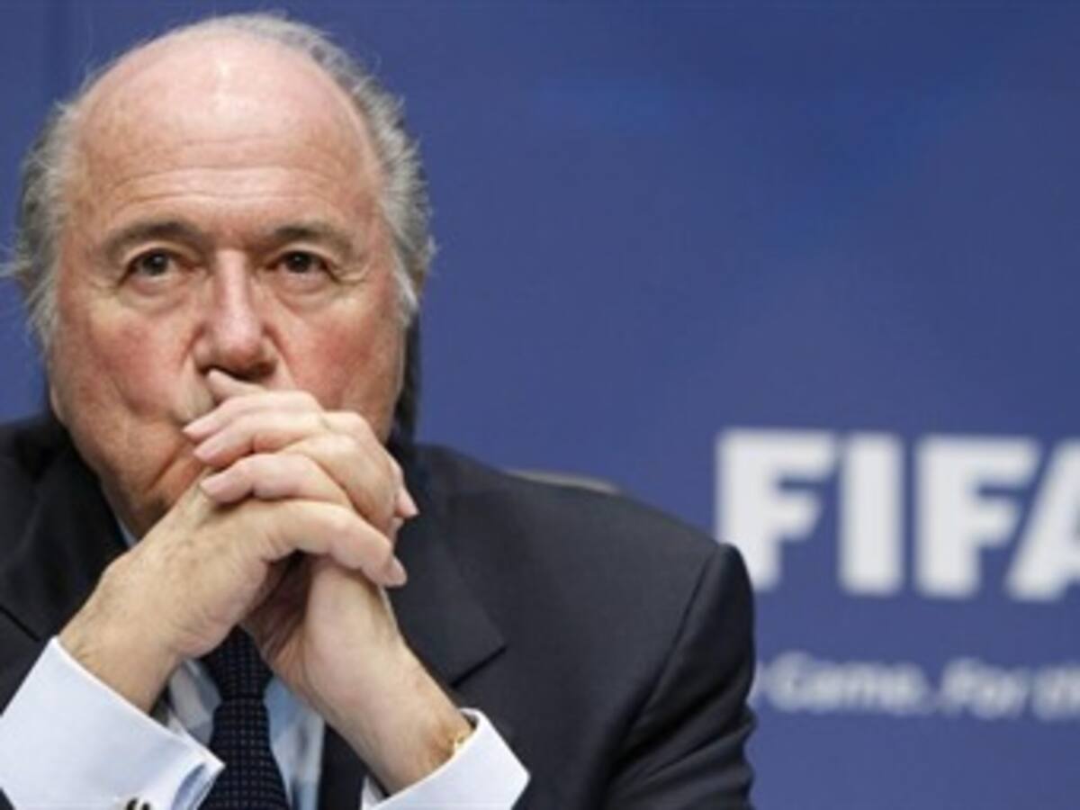 Joseph Blatter levanta polvareda al negar que hay racismo en el fútbol