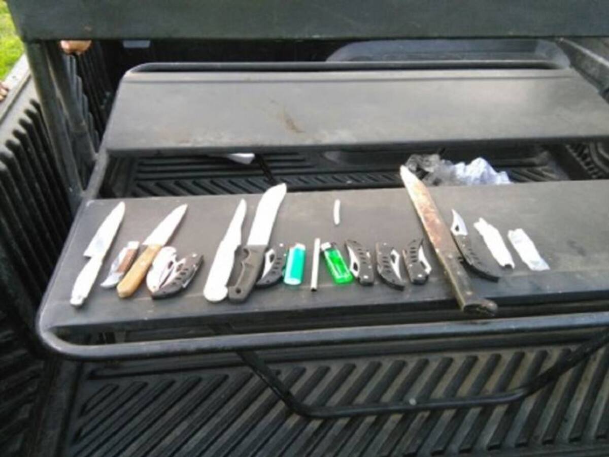 Armas y cocaína en buses de hinchas Deporcali