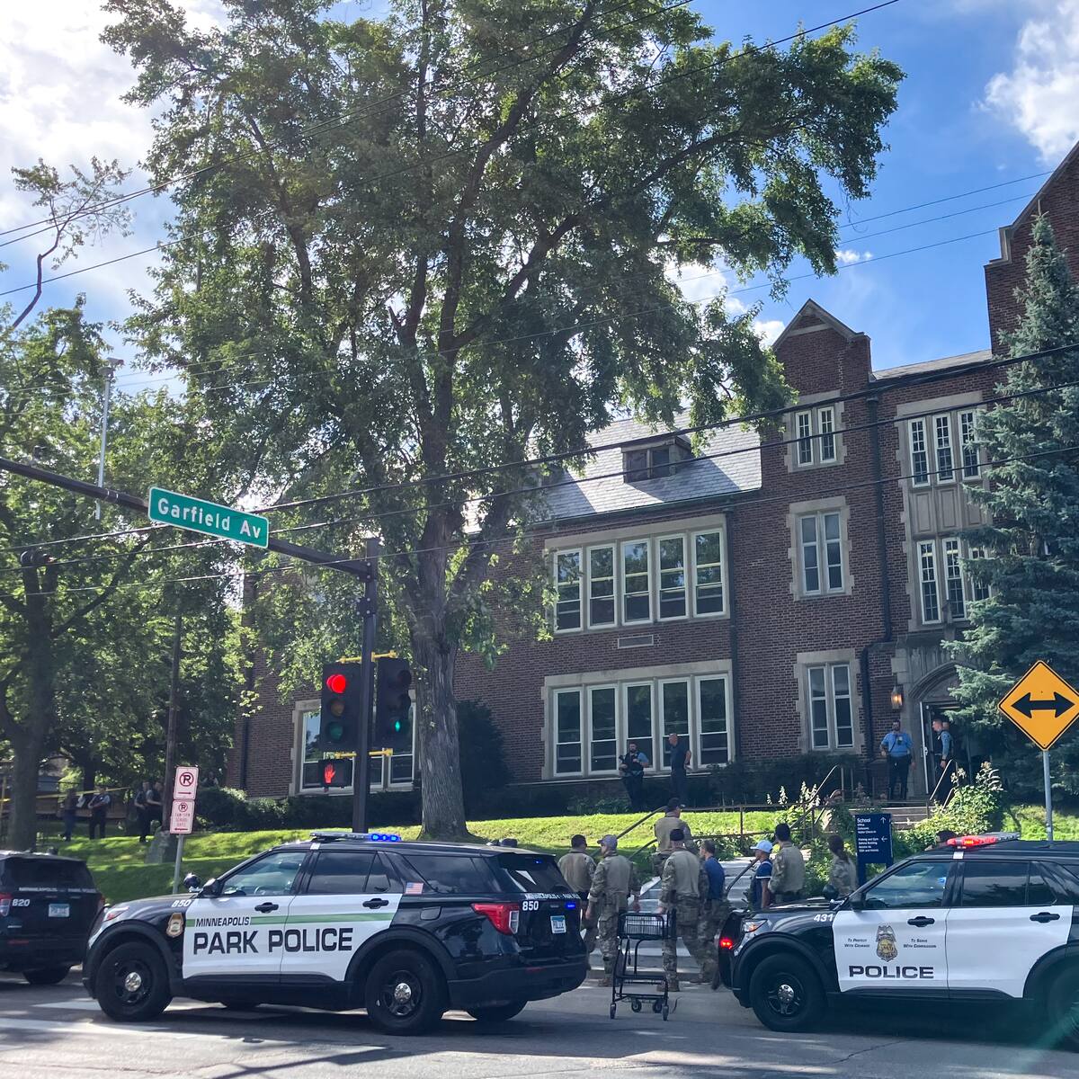 “Se hizo lo que se pudo para salvar vidas”: padre de niña sobreviviente a tiroteo en Minneapolis