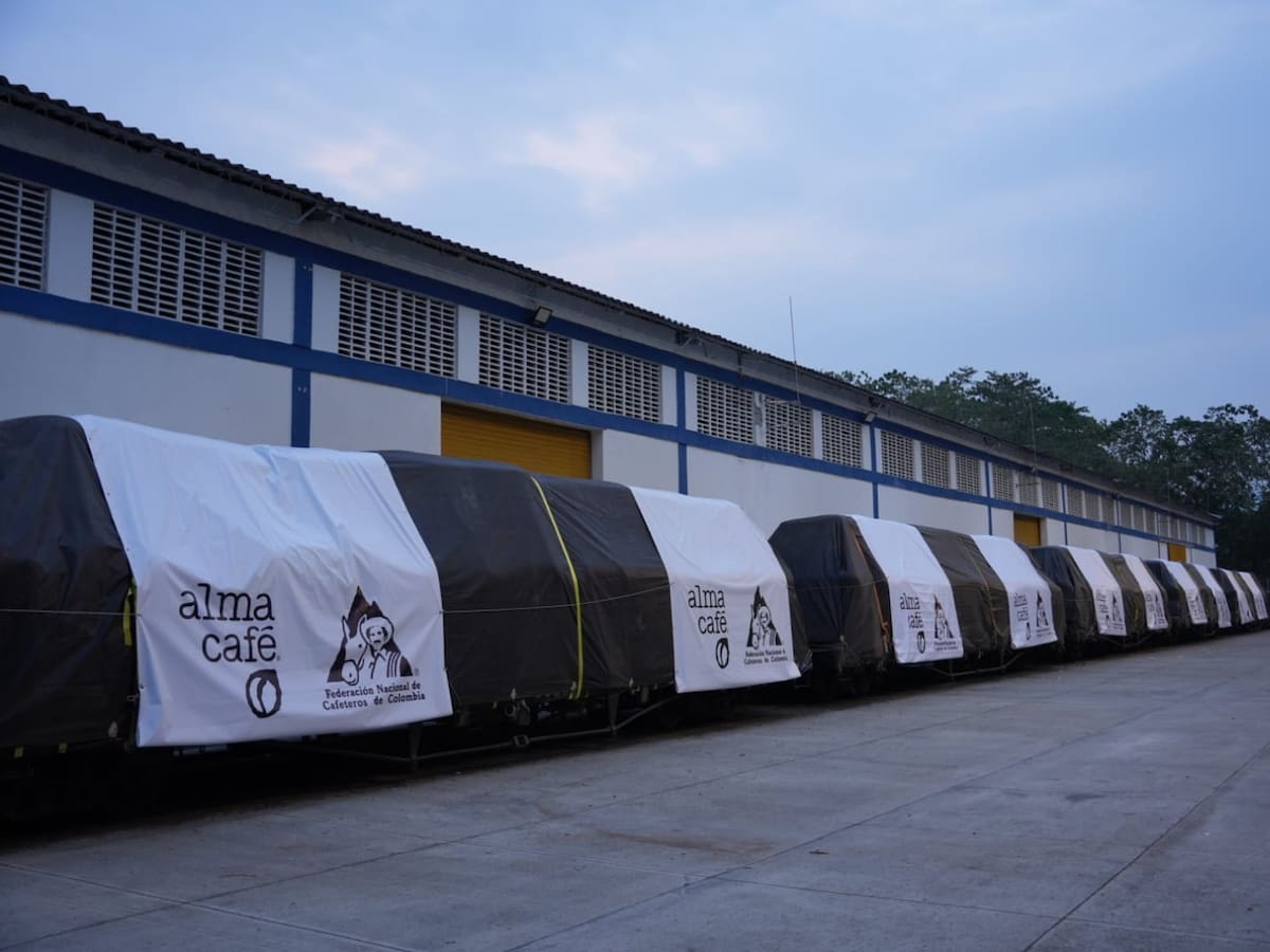 Así llegaron 160 toneladas de café para exportación en big bags al Puerto de Santa Marta
