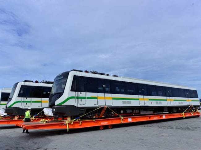 Anuncian compra de 13 trenes para ampliar la capacidad de transporte del Metro de Medellín