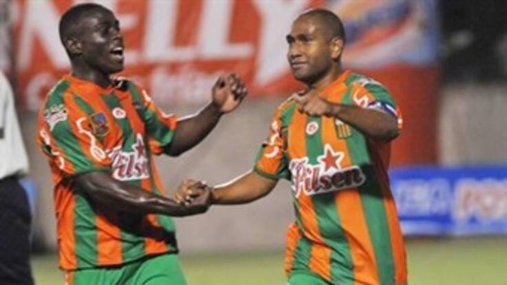 Envigado y Once Caldas alcanzan a Nacional en la punta del fútbol colombiano