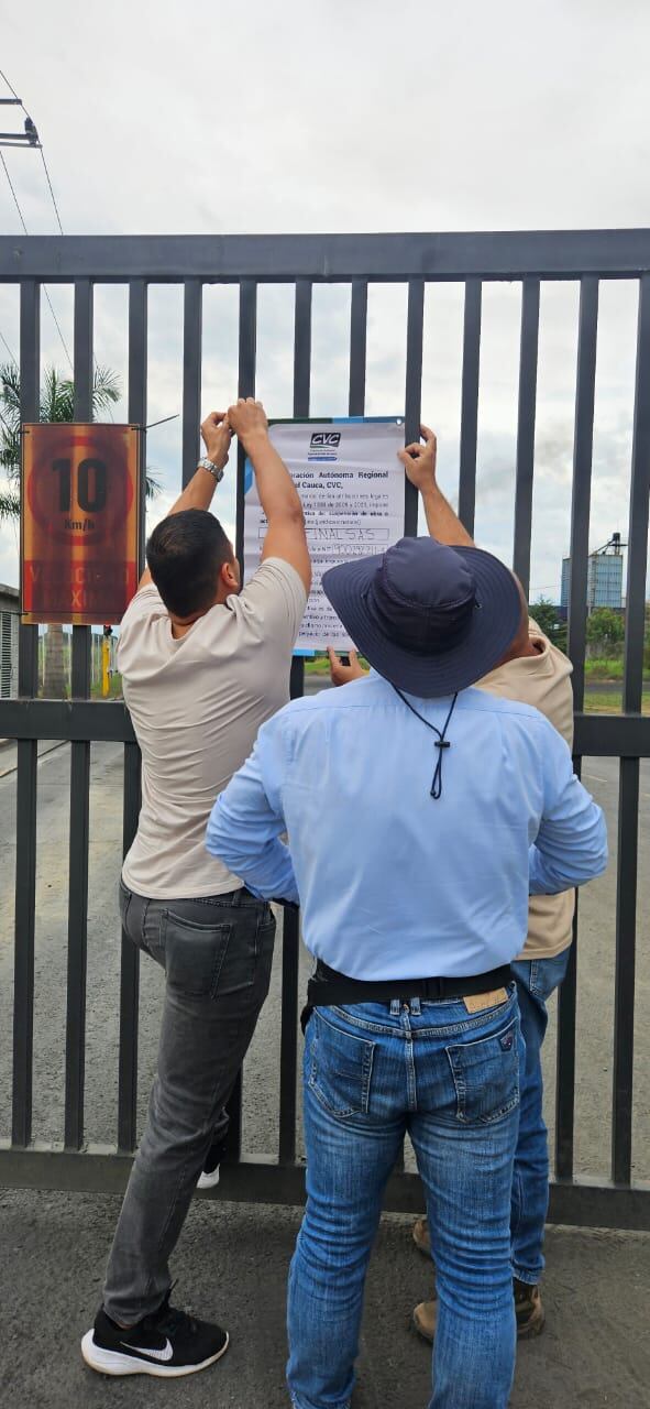 CVC ordenó suspender vertimientos de una empresa refinadora de aceites y grasas en Candelaria, Valle