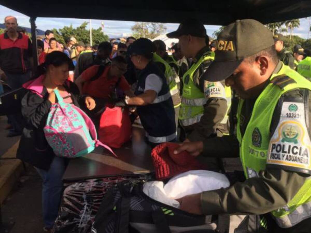 Alimentos y medicamentos lo que más compraron los venezolanos en Cúcuta