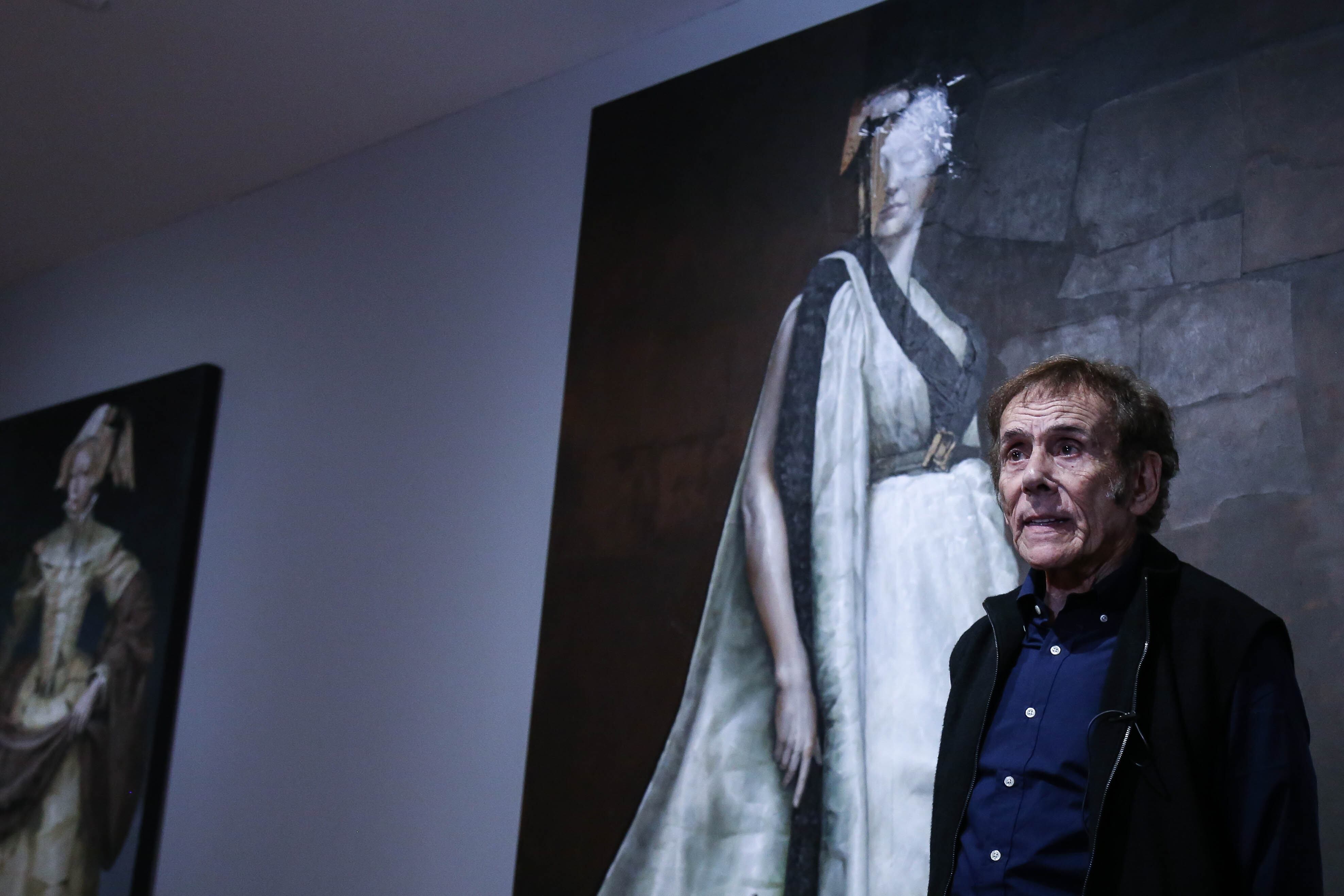 El museo de Arte Moderno de Bogotá MAMBO, rinde un homenaje a los 70 años de carrera artística del pintor Colombiano David Manzur (foto). La exposición 'El Oficio de la Pintura' se podrá apreciar desde el 28 de Noviembre al 24 de febrero de 2020. (colprensa - camila Díaz)