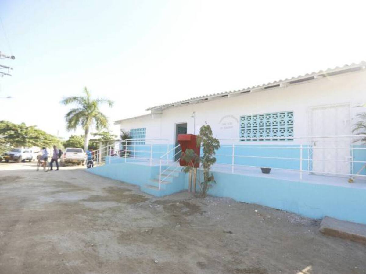 Gobierno de Bolívar entregó institución educativa en Turbaco