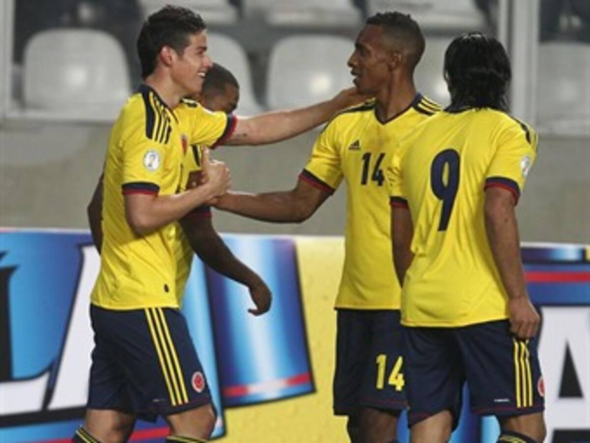 Colombia cayó 0-1 ante Ecuador en Quito y es sexta en las Eliminatorias