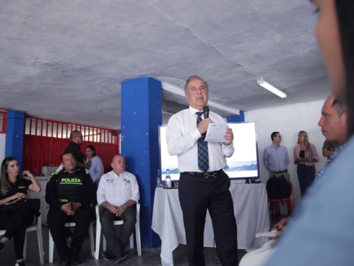 Gobierno Nacional se reunirá con taxistas y pequeños transportadores