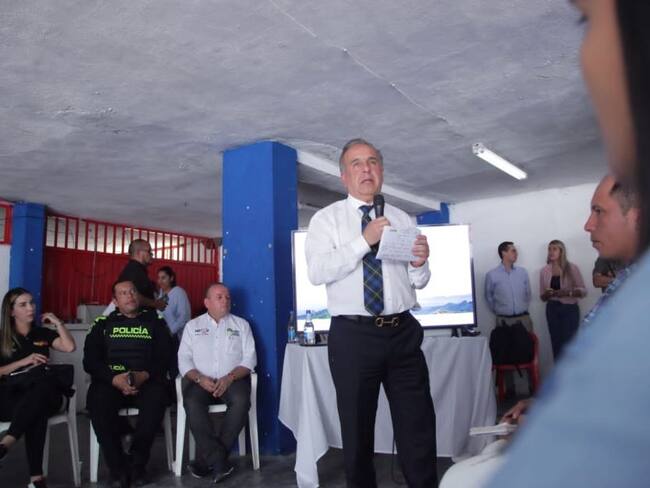 En los encuentros se analizarán temas como alza de la gasolina, plataformas digitales y costo del SOAT, taxis eléctricos y cupos.