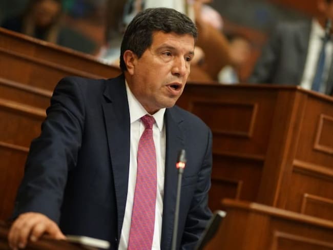 Virgilio Almanza, nuevo magistrado del CNE