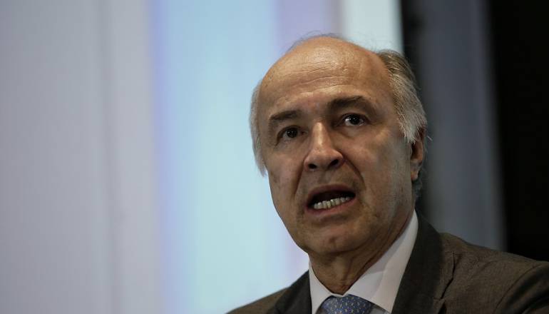 Enrique Gil, ministro de Justicia. 