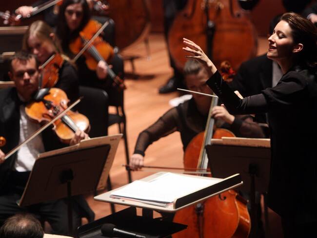 Directora de orquesta Alondra de la Parra recibió ovación en el Gran Liceo de Barcelona