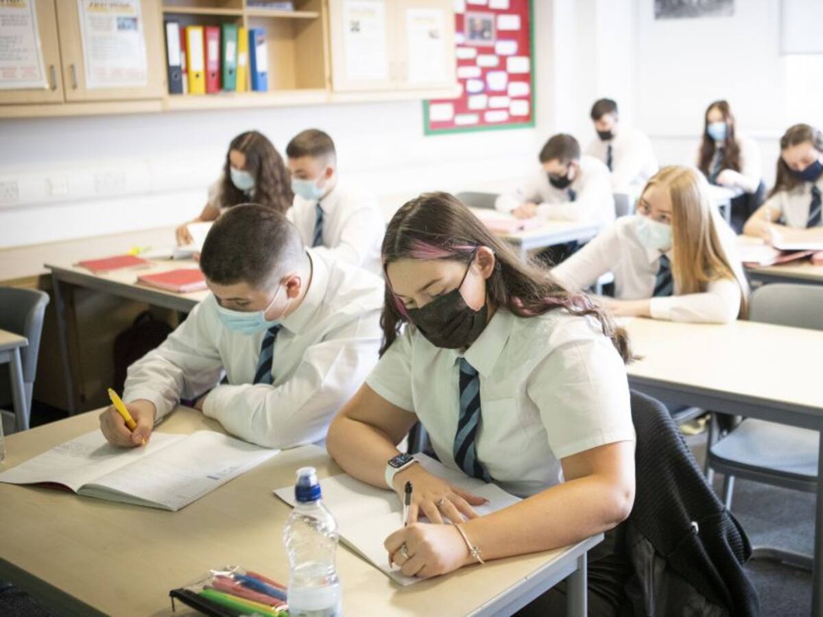 Gobierno canadiense anuncia beneficios para estudiantes extranjeros