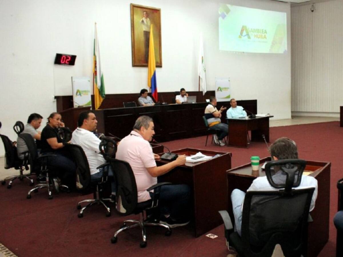 Diputados del Huila alertan sobre seguridad en la Asamblea y Gobernación