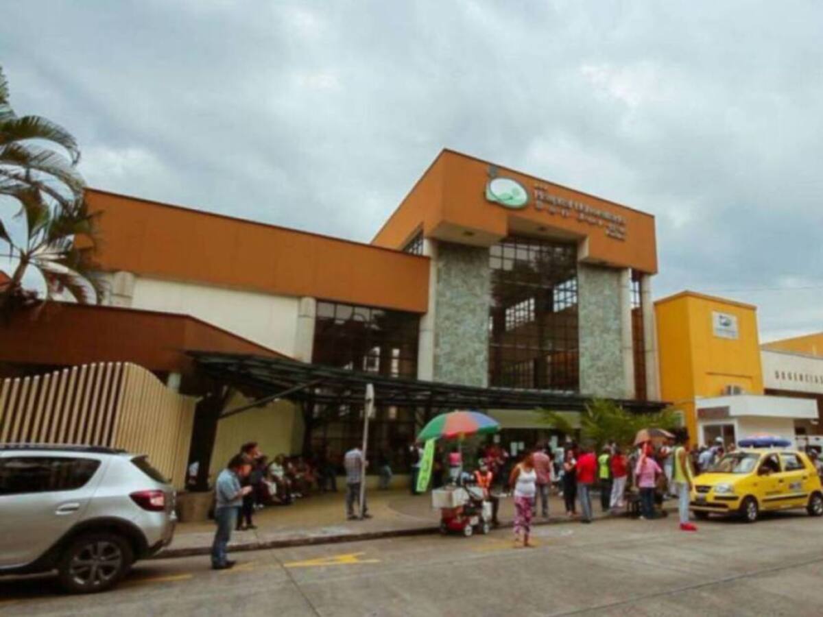 Personal médico del Hospital San Jorge denuncia atropellos laborales