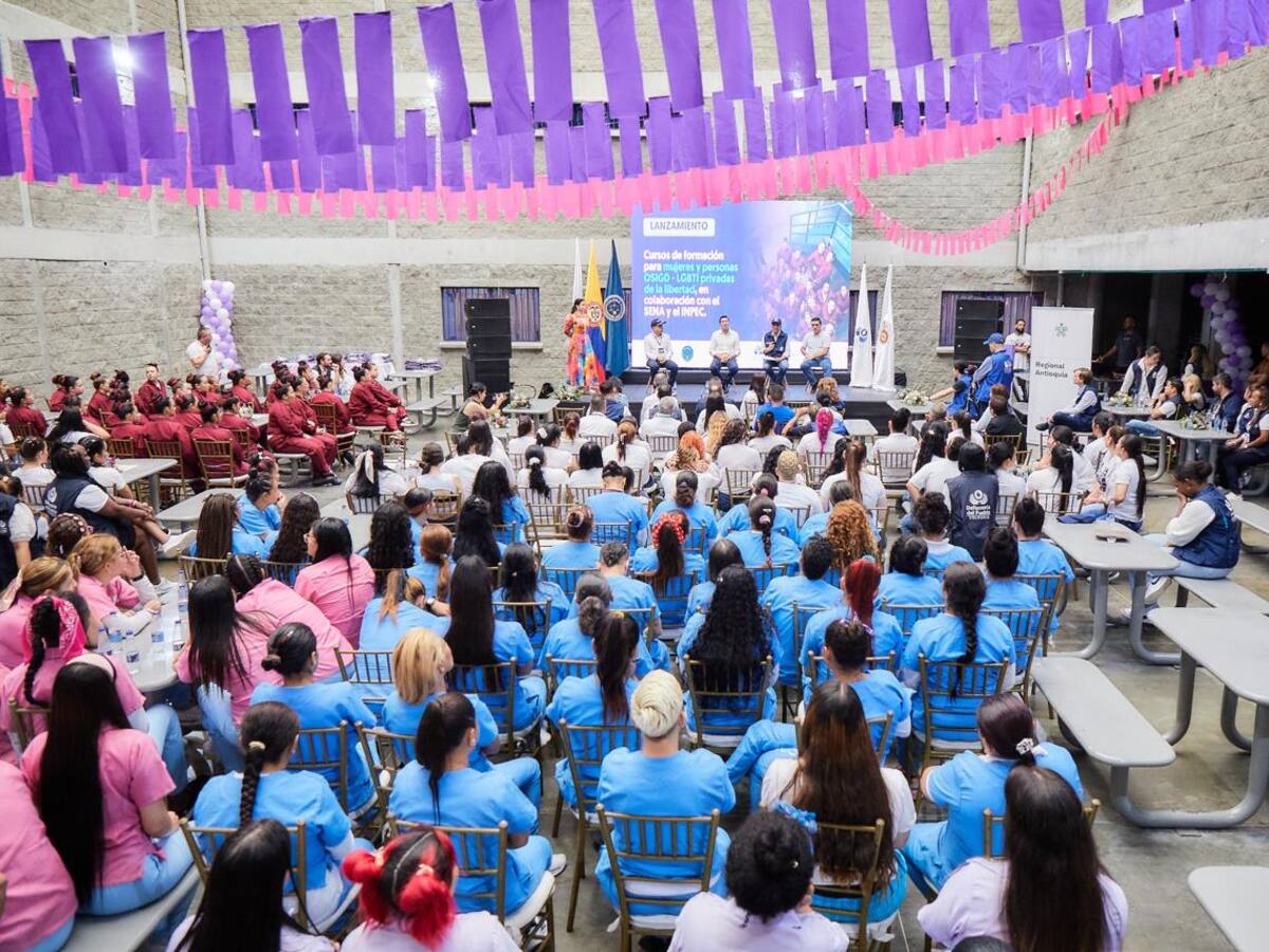 Mujeres de la Cárcel de Pedregal se beneficiarán de talleres de la Defensoría y el SENA