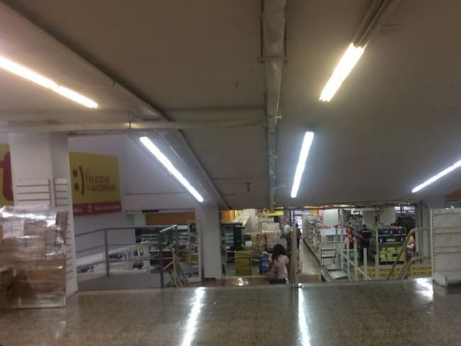 El fin de semana se cerró tienda Metro