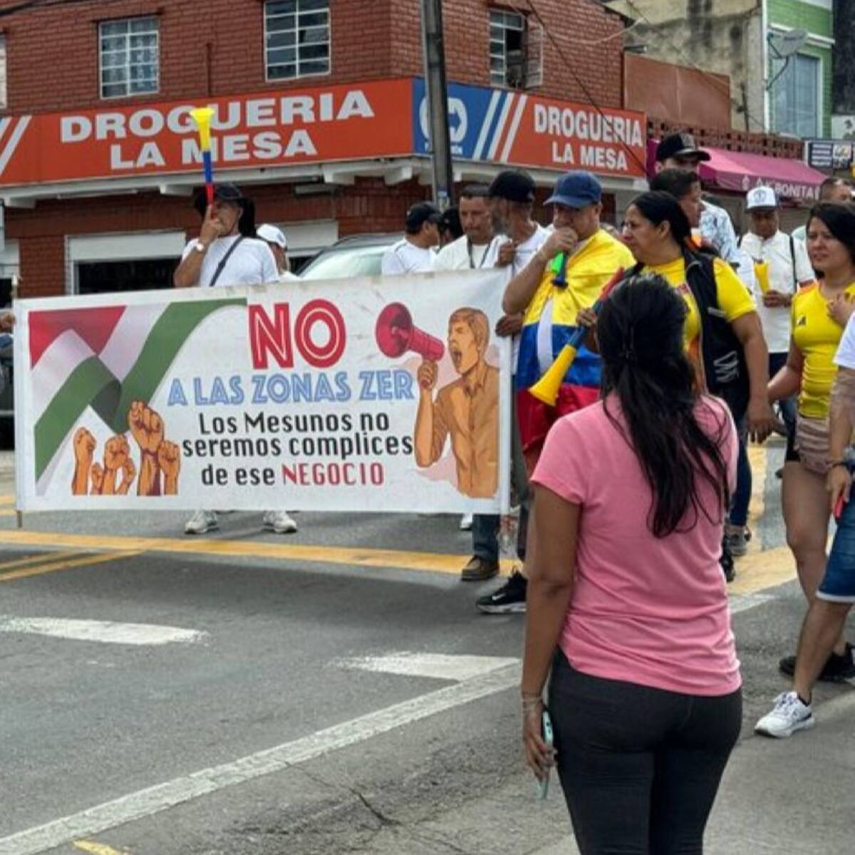 Bloqueo en la vía La Mesa - Bogotá tiene colapsado el Plan Retorno: estos son los desvíos