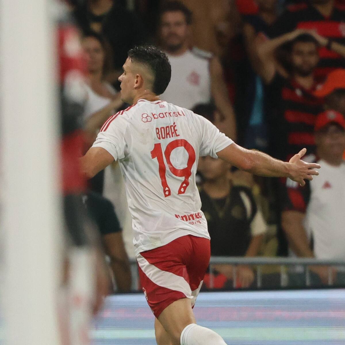 Video: Santos Borré marcó un golazo en el inicio del Brasileirao ante el Flamengo