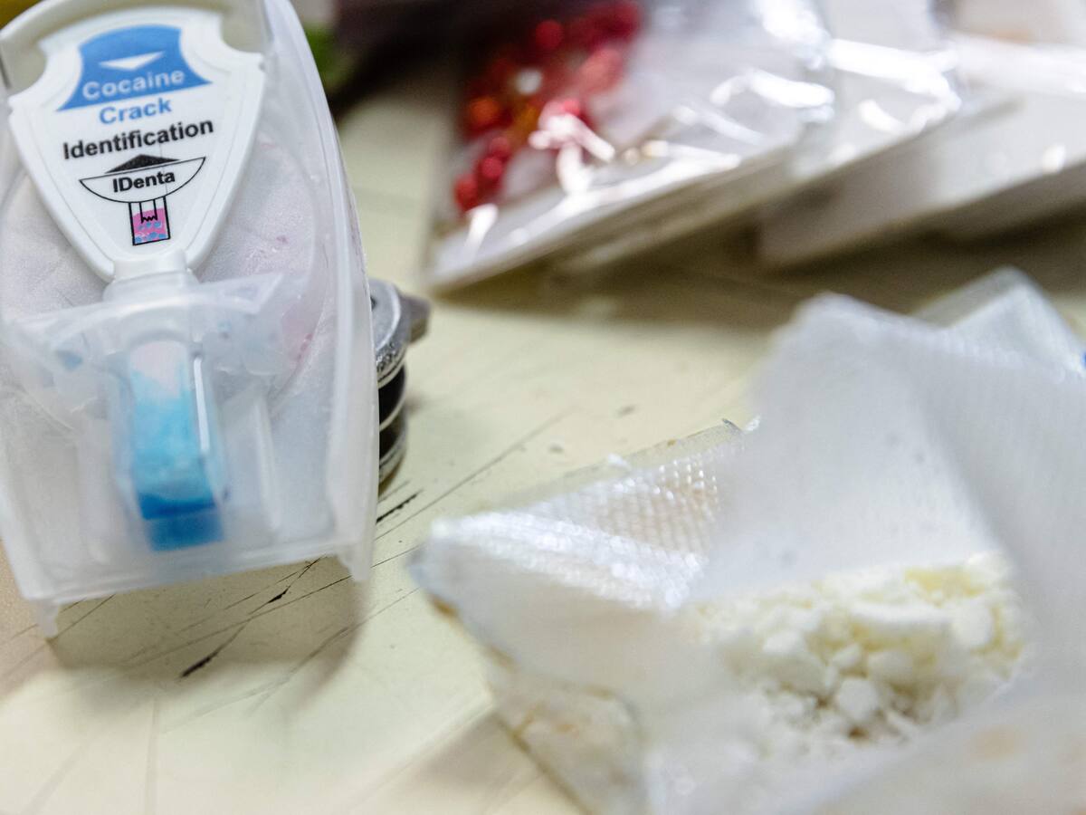 Autoridades evitan que salga cocaína escondida en frutas y verduras hacia Estados Unidos