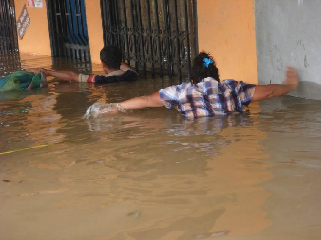 Al menos 32 familias damnificadas. Foto Redes Sociales.