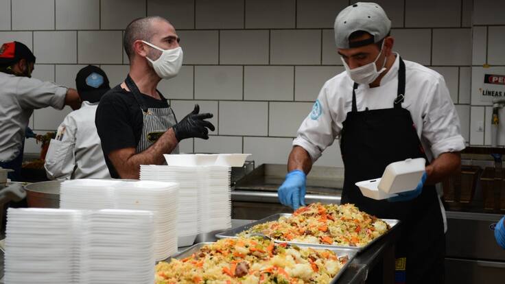 ‘Arroz pa’ todos’: la iniciativa para llevar más de 5 mil platos de comida