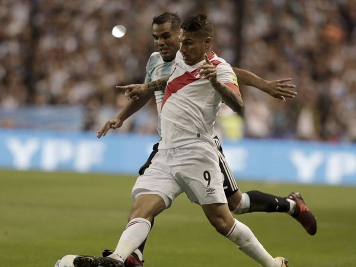 FIFA suspende por 30 días a Paolo Guerrero por dopaje