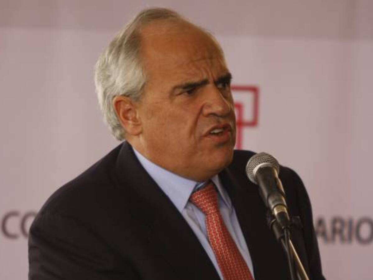"No todo es luna de miel" en proceso paz: Samper