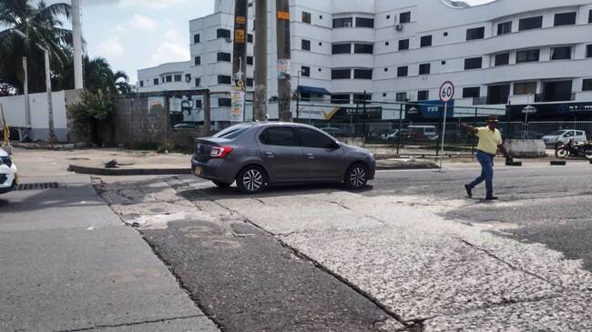 La capa ya muestra huecos y debilitamiento a menos de un año de ser inaugurada