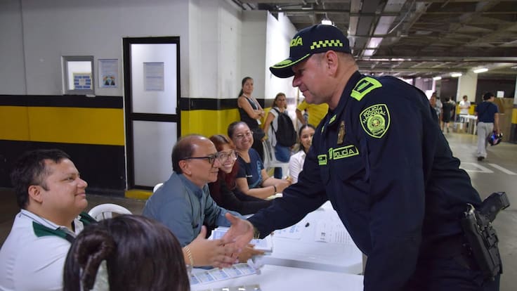 Coronel Carlos Mario Bustamante, comandante Policía, Quindío