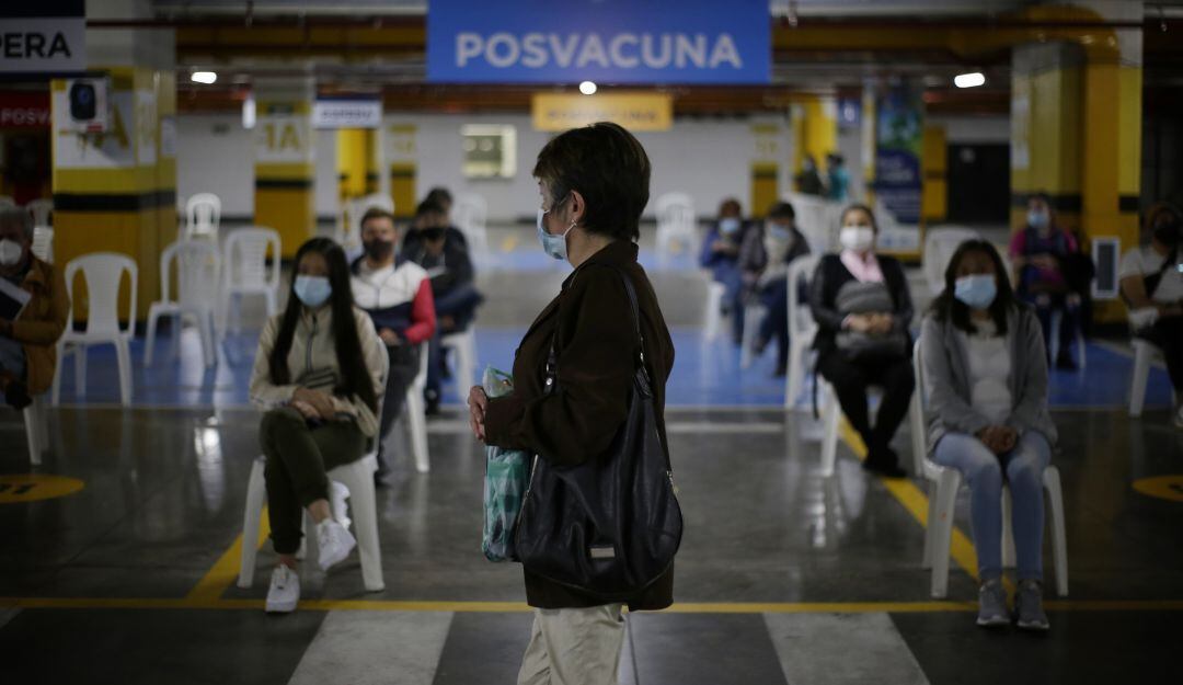 Punto de vacunación contra COVID-19