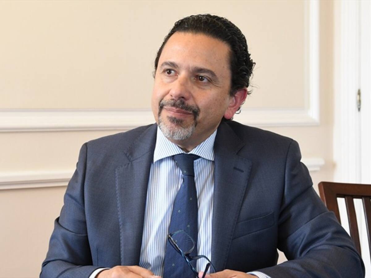 Ninguna de las objeciones a la Ley Estatutaria de la JEP ataca el proceso de paz: Ceballos